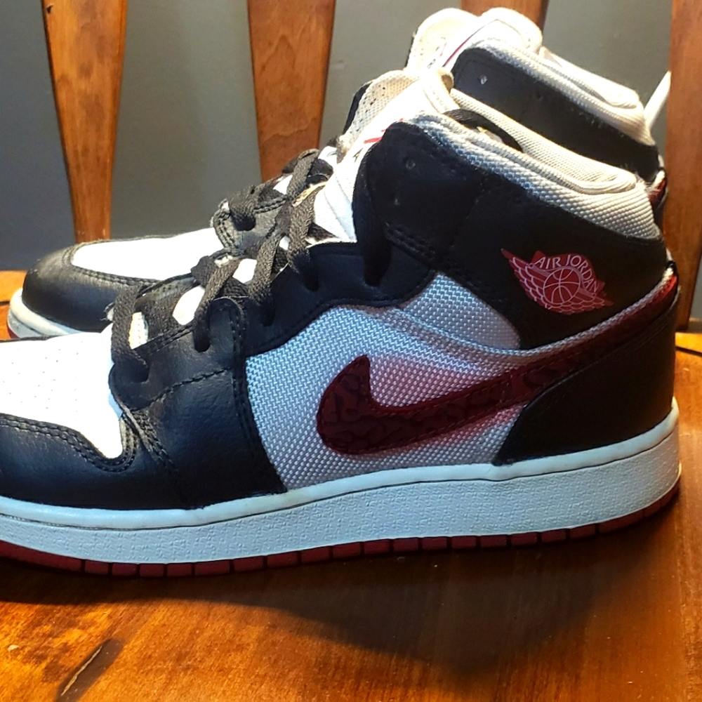 Nike Air Jordan 1 Phat White Varsity Red Black Elephant Print 364770-110